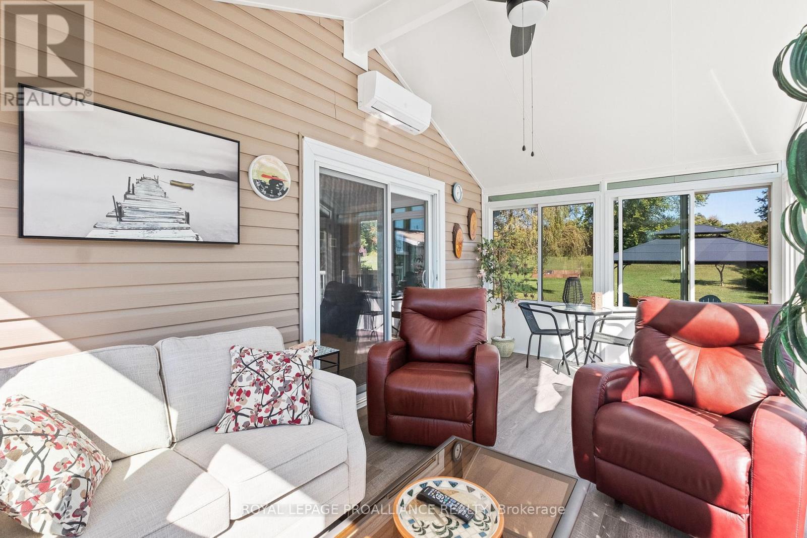 2535 Castlehill Drive, Cobourg, Ontario  K9A 0T3 - Photo 26 - X12433176