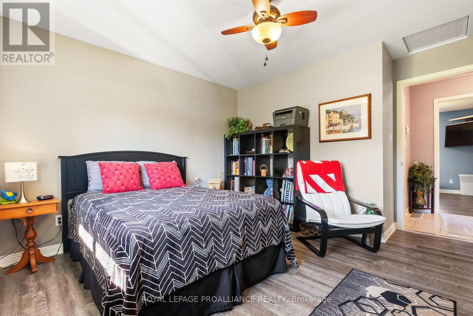 2535 Castlehill Drive, Cobourg, Ontario  K9A 0T3 - Photo 22 - X12433176