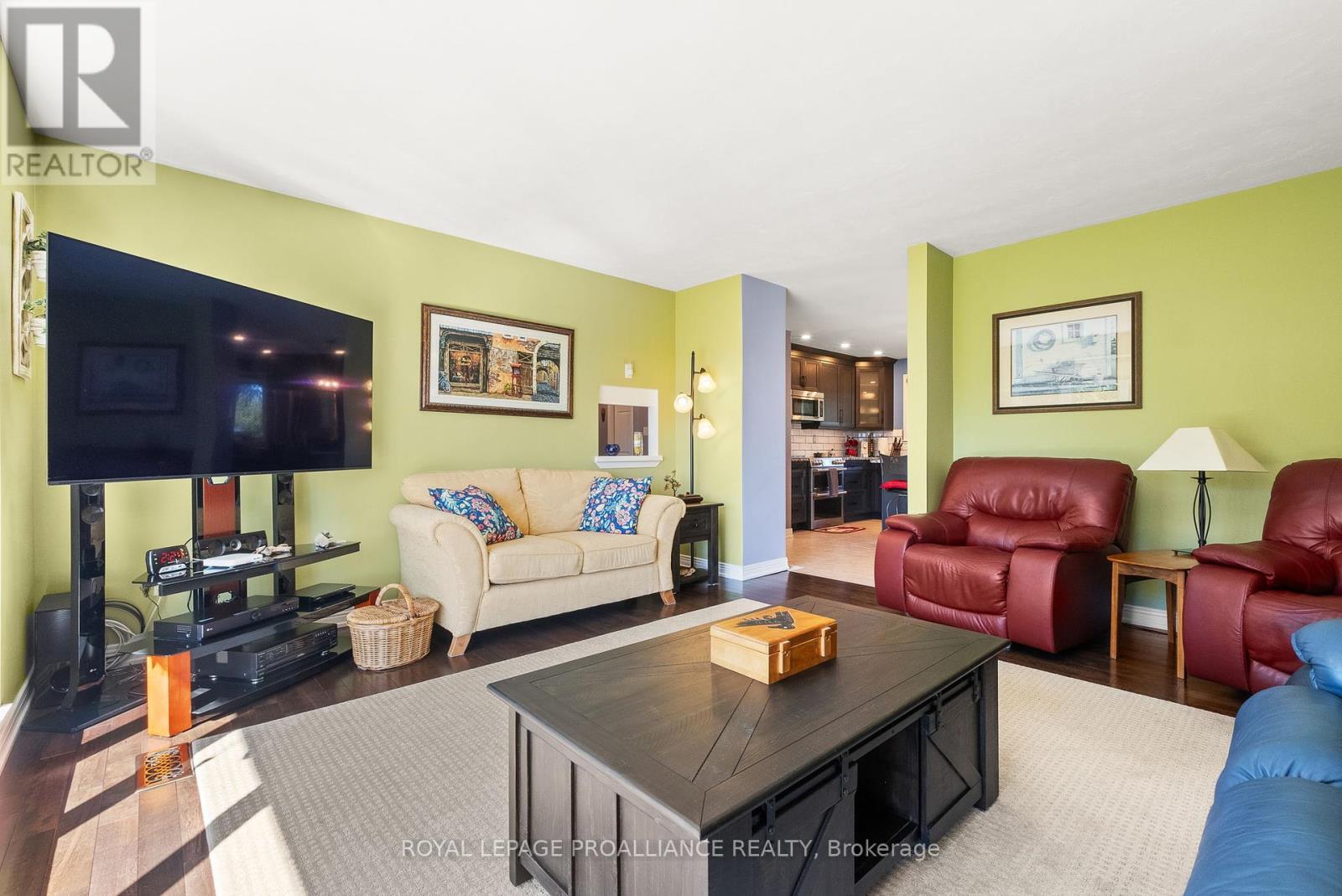 2535 Castlehill Drive, Cobourg, Ontario  K9A 0T3 - Photo 14 - X12433176