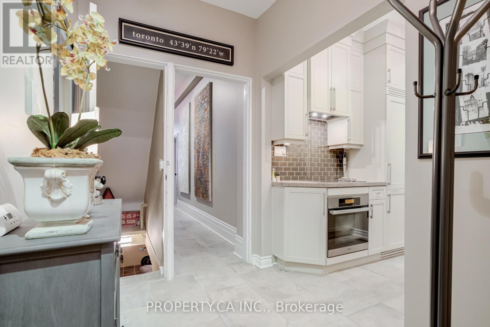 110 Berkeley Street, Toronto, Ontario  M5A 2W7 - Photo 11 - C12452440