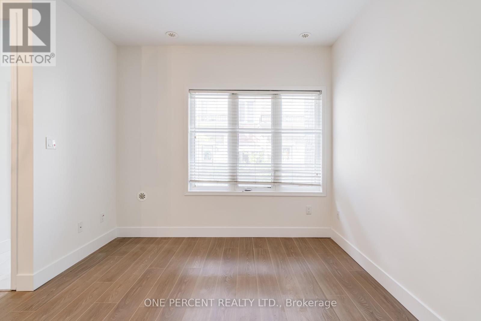 12 - 25 Coneflower Crescent, Toronto, Ontario  M2R 0A5 - Photo 10 - C12452457