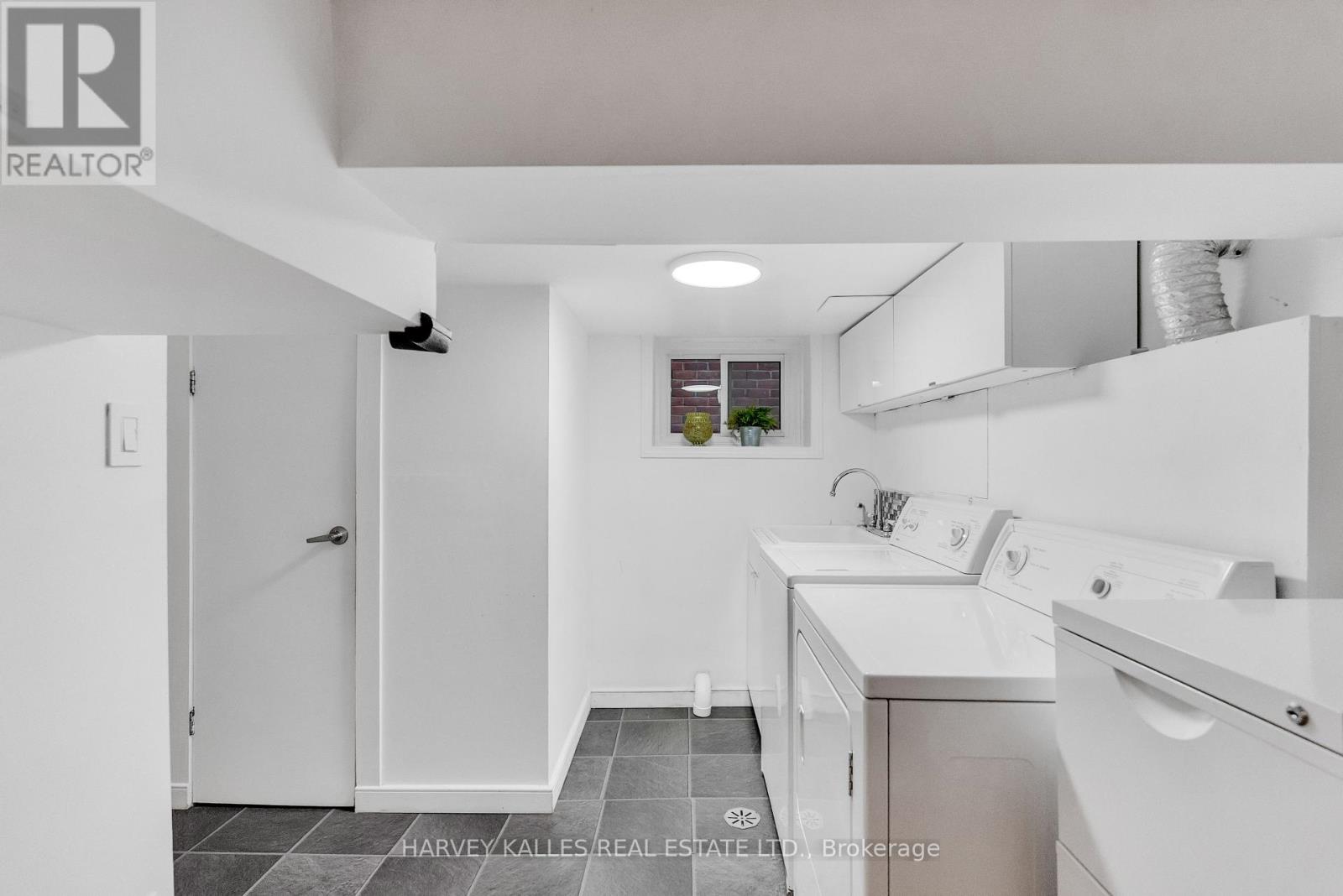 89 Lawrence Avenue W, Toronto, Ontario  M5M 1A7 - Photo 29 - C12452465