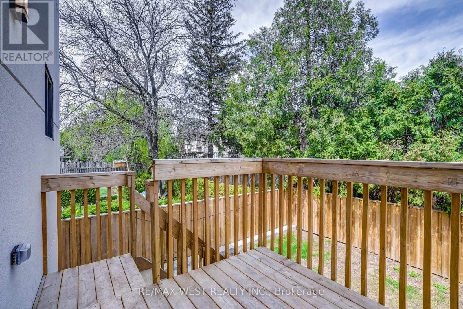 352b Lawrence Avenue W, Toronto, Ontario  M5M 1B7 - Photo 20 - C12452519