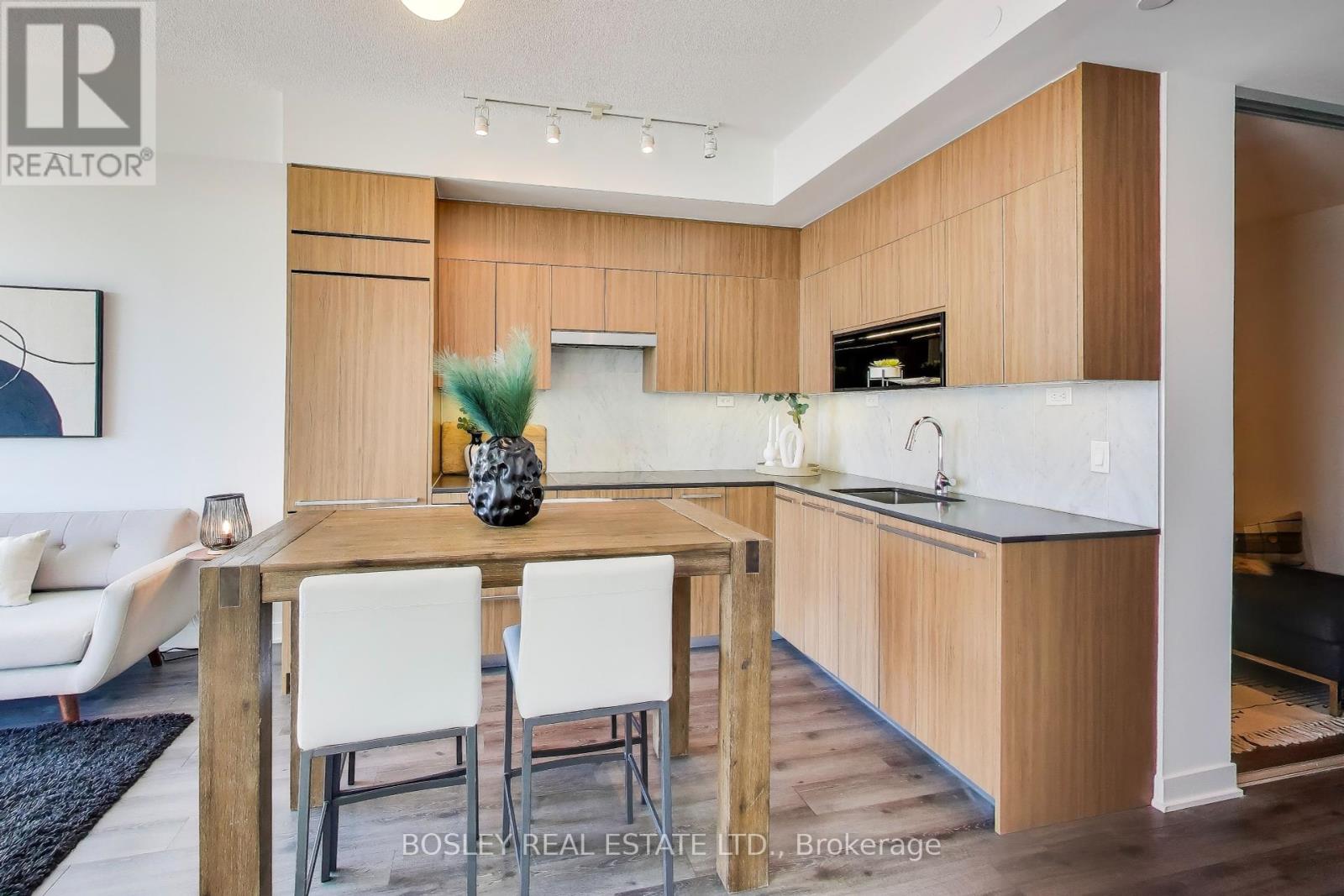 3315 - 70 Queens Wharf Road, Toronto, Ontario  M5V 0J2 - Photo 10 - C12452526