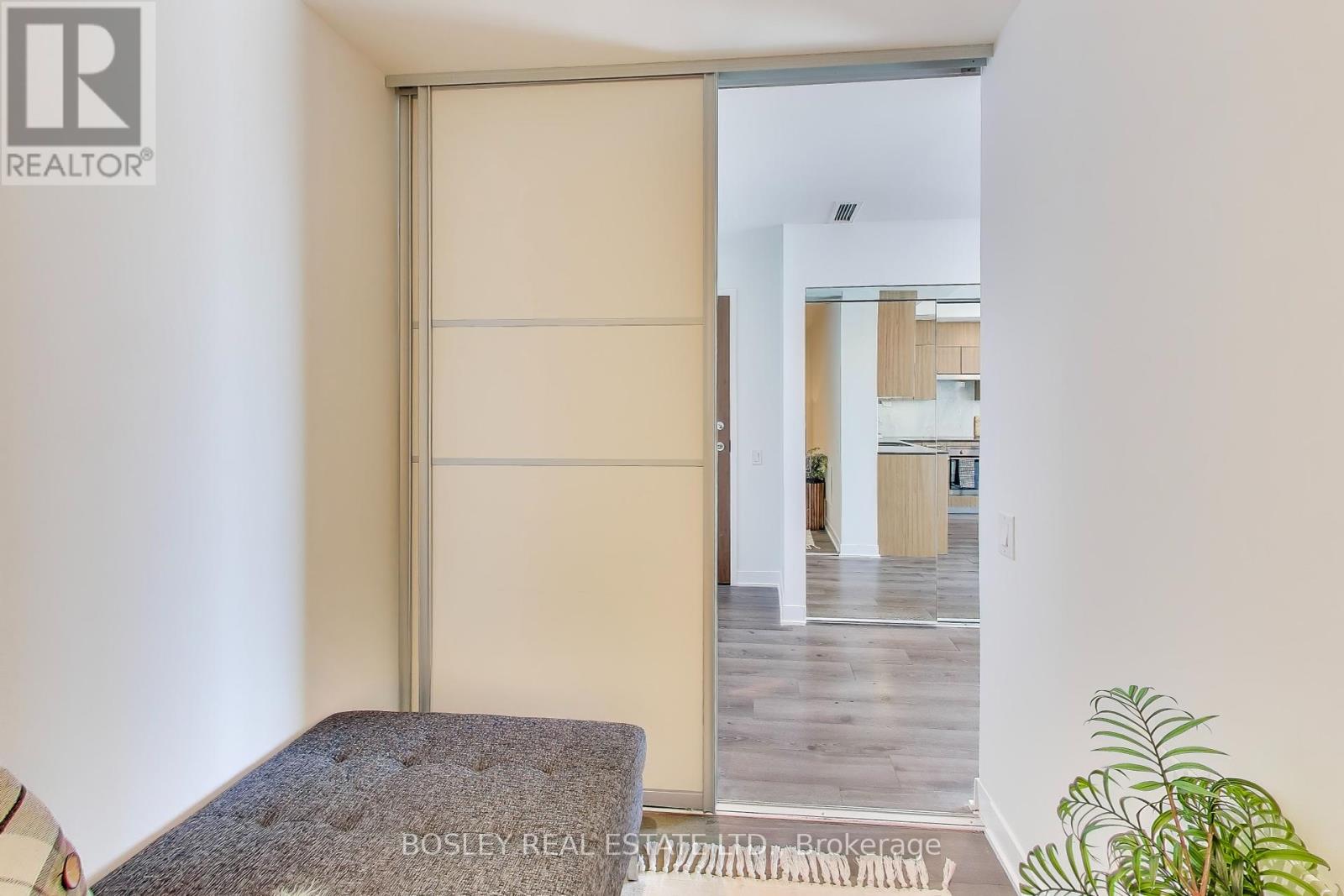 3315 - 70 Queens Wharf Road, Toronto, Ontario  M5V 0J2 - Photo 15 - C12452526
