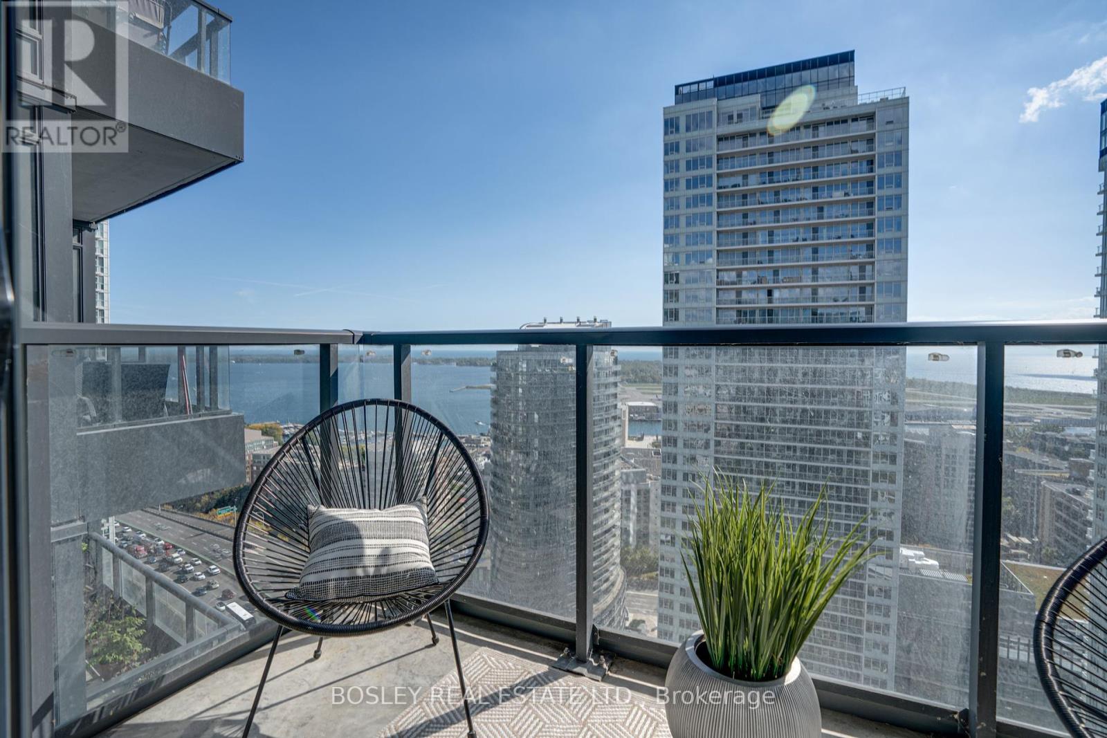 3315 - 70 Queens Wharf Road, Toronto, Ontario  M5V 0J2 - Photo 25 - C12452526