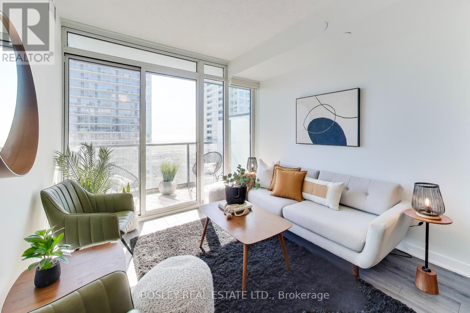 3315 - 70 Queens Wharf Road, Toronto, Ontario  M5V 0J2 - Photo 5 - C12452526