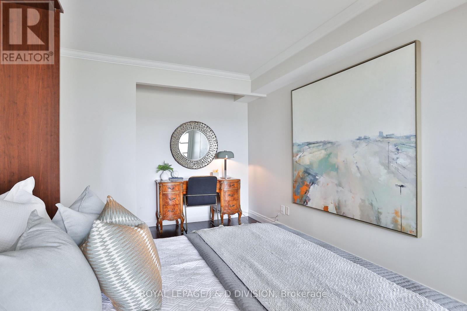 515 - 268 Ridley Boulevard, Toronto, Ontario  M5M 4N3 - Photo 25 - C12452548