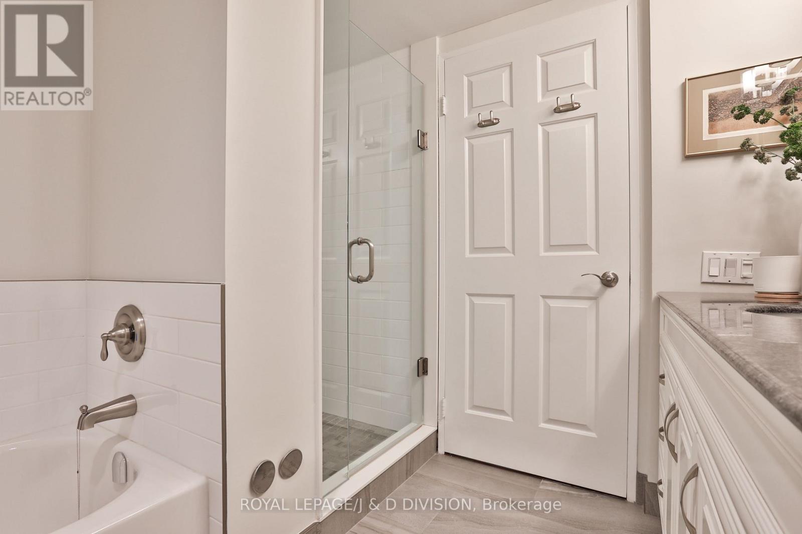 515 - 268 Ridley Boulevard, Toronto, Ontario  M5M 4N3 - Photo 34 - C12452548