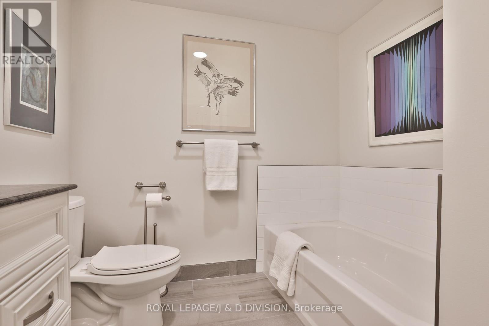 515 - 268 Ridley Boulevard, Toronto, Ontario  M5M 4N3 - Photo 35 - C12452548
