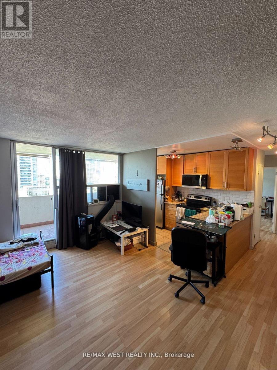 1607 - 40 Homewood Avenue, Toronto, Ontario  M4Y 2K2 - Photo 4 - C12452572