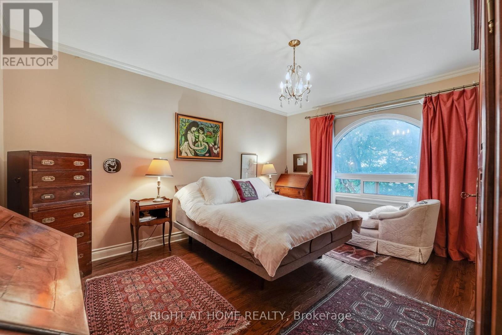25 Clarendon Avenue, Toronto, Ontario  M4V 1H8 - Photo 21 - C12452579