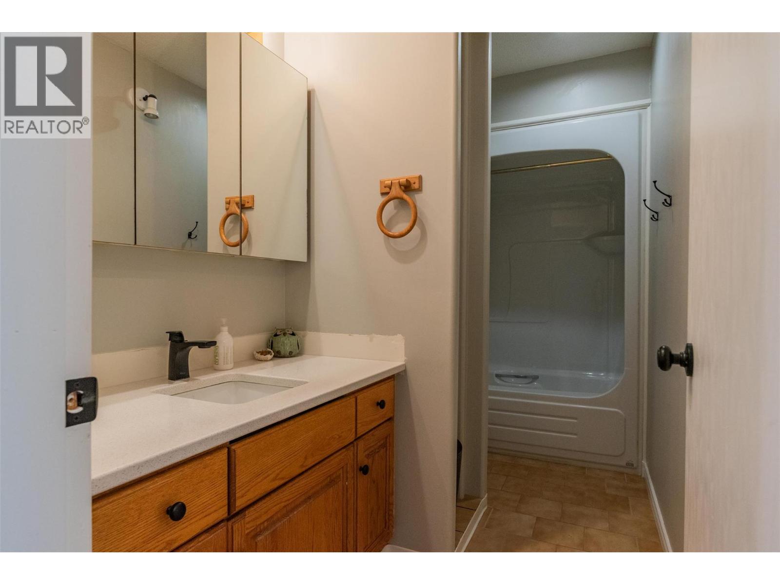 507 15th Avenue, Genelle, British Columbia  V0G 1G0 - Photo 21 - 10365332