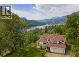 507 15TH Avenue, genelle, British Columbia