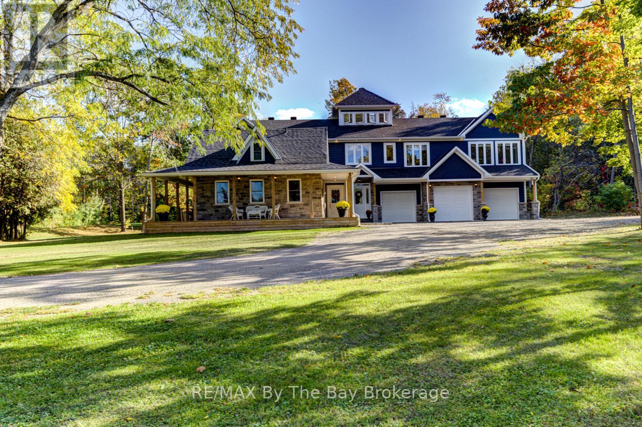 7881 Poplar Road, Clearview, Ontario  L9Y 5N4 - Photo 2 - S12452609