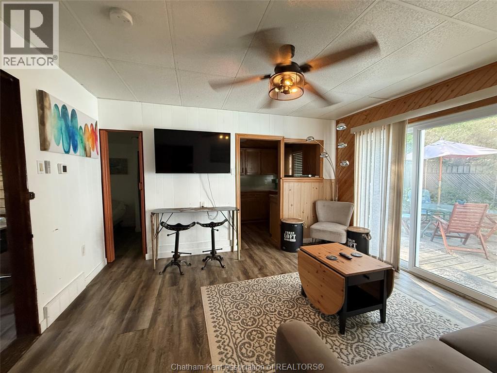 Photo 15 of 25 for 29 Elmwood Avenue