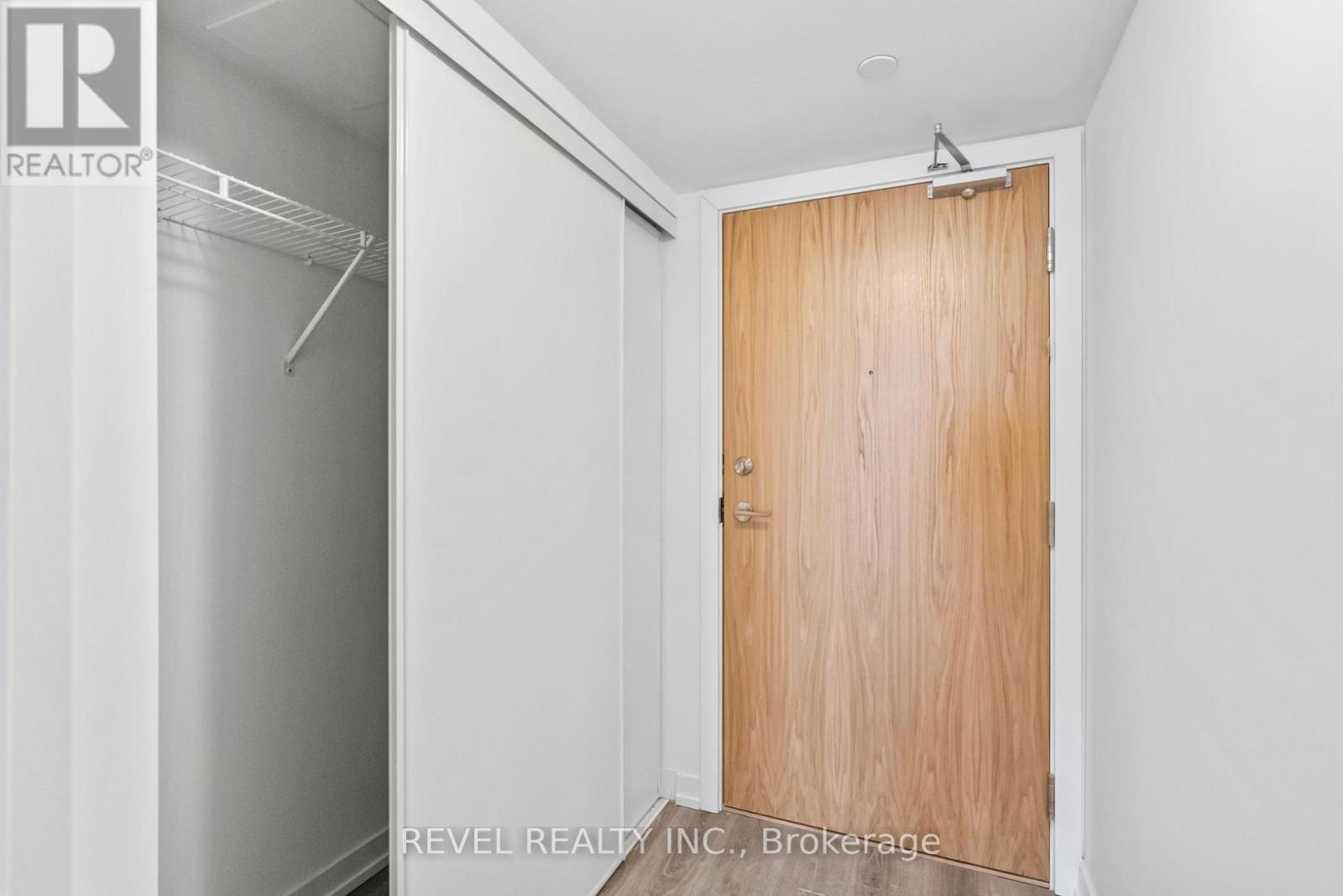 2212 - 1435 Celebration Drive, Pickering, Ontario  L1W 0C4 - Photo 2 - E12452504