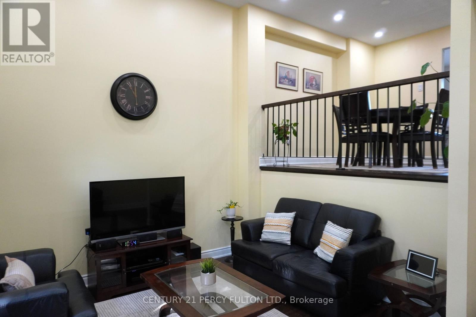 18 - 1975 Rosefield Road, Pickering, Ontario  L1V 3E3 - Photo 6 - E12452540