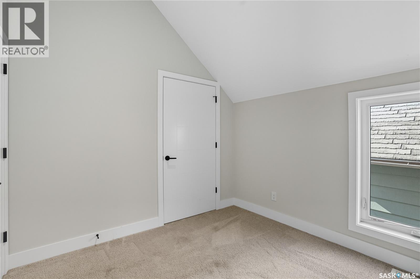 319 25th Street W, Saskatoon, Saskatchewan  S7L 0C5 - Photo 28 - SK020290