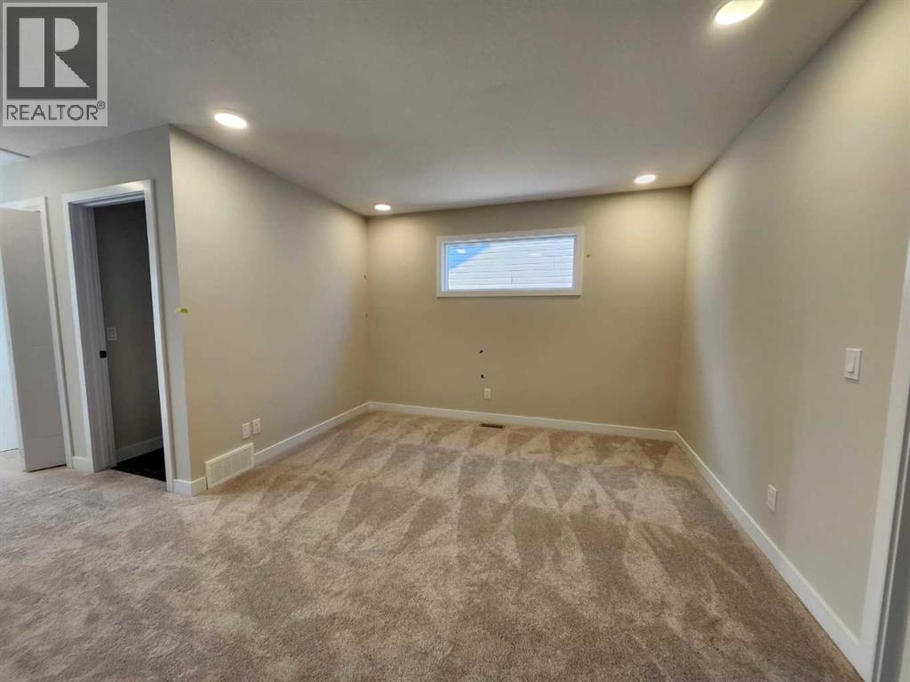 15 Belgian Court, Cochrane, Alberta  T4C 3H5 - Photo 10 - A2252398