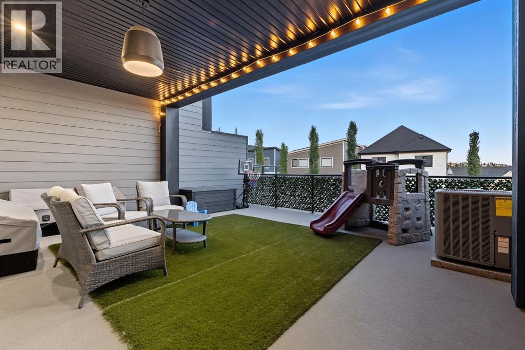 3096 85 Street Sw, Calgary, Alberta  T3H 6C7 - Photo 42 - A2259357