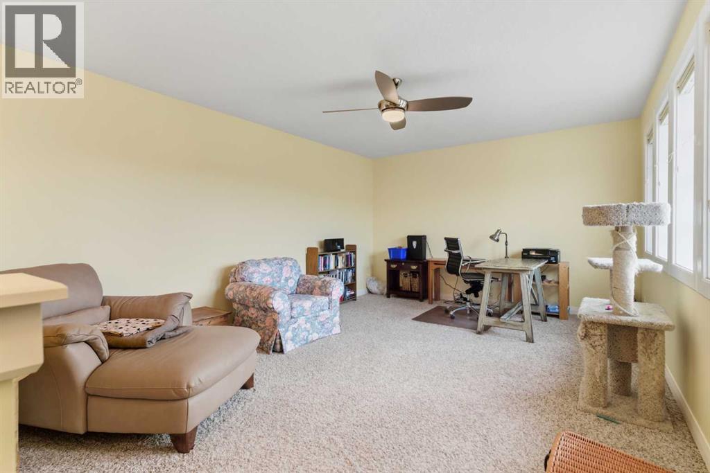 171 Evanswood Circle Nw, Calgary, Alberta  T3P 0K2 - Photo 22 - A2262379