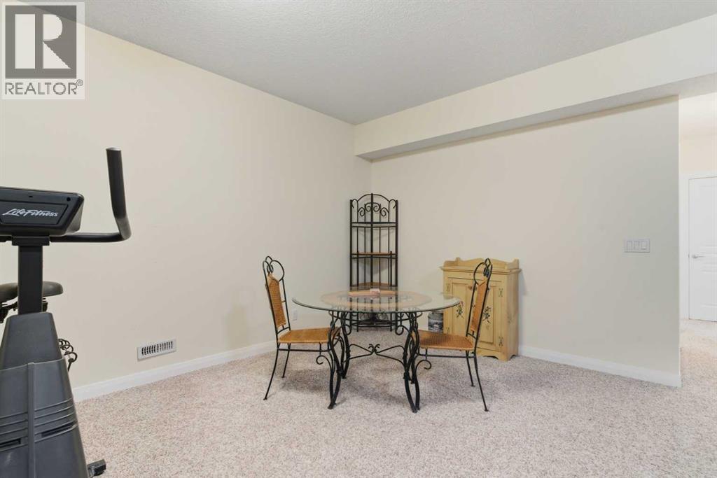 171 Evanswood Circle Nw, Calgary, Alberta  T3P 0K2 - Photo 27 - A2262379