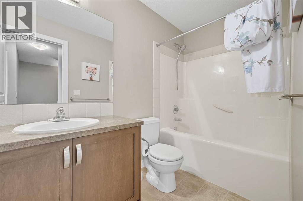231 Prestwick Point Se, Calgary, Alberta  T2Z 4Y8 - Photo 16 - A2261759