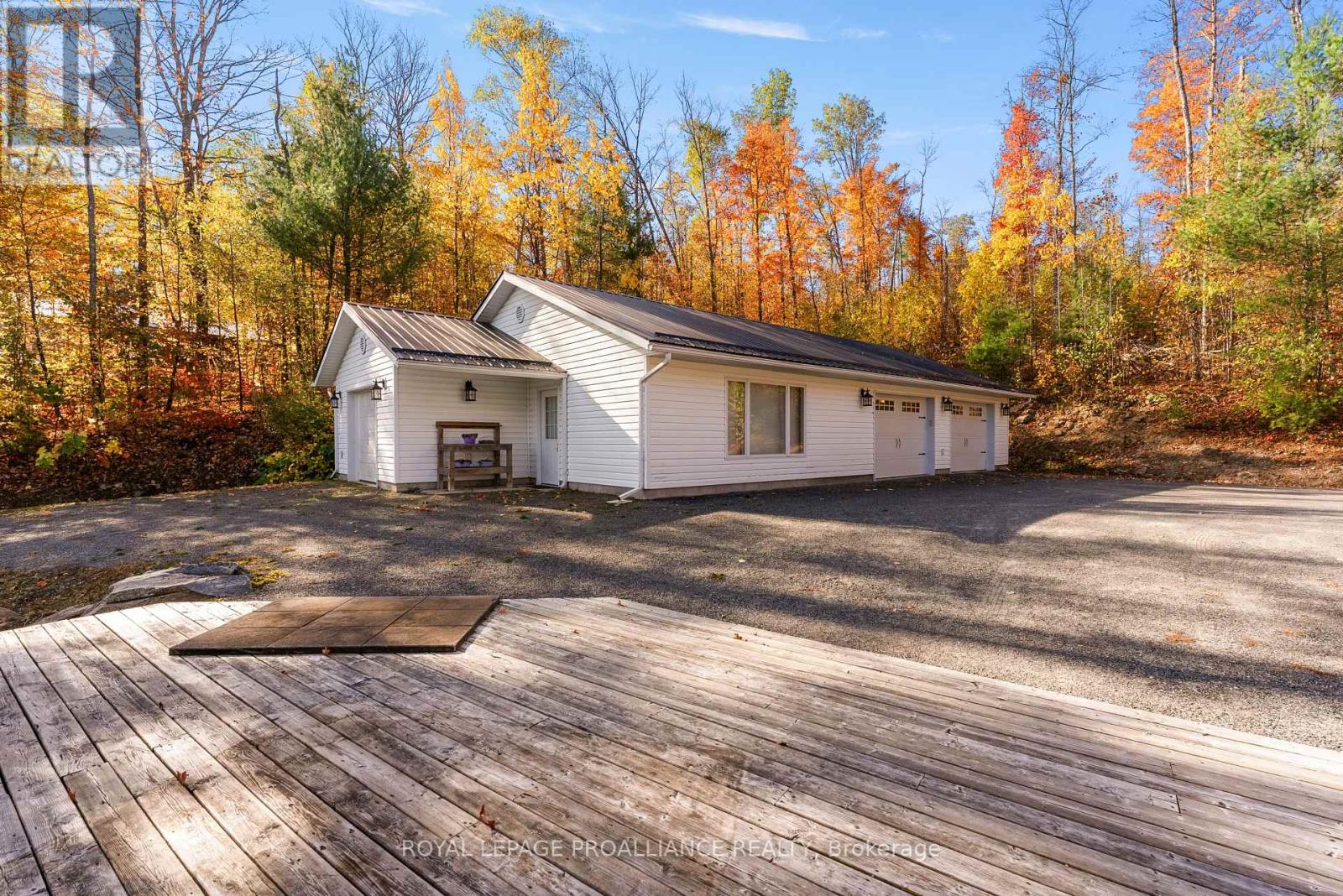 17276 Highway 41, Addington Highlands (Addington Highlands), Ontario  K0H 1K0 - Photo 2 - X12452629