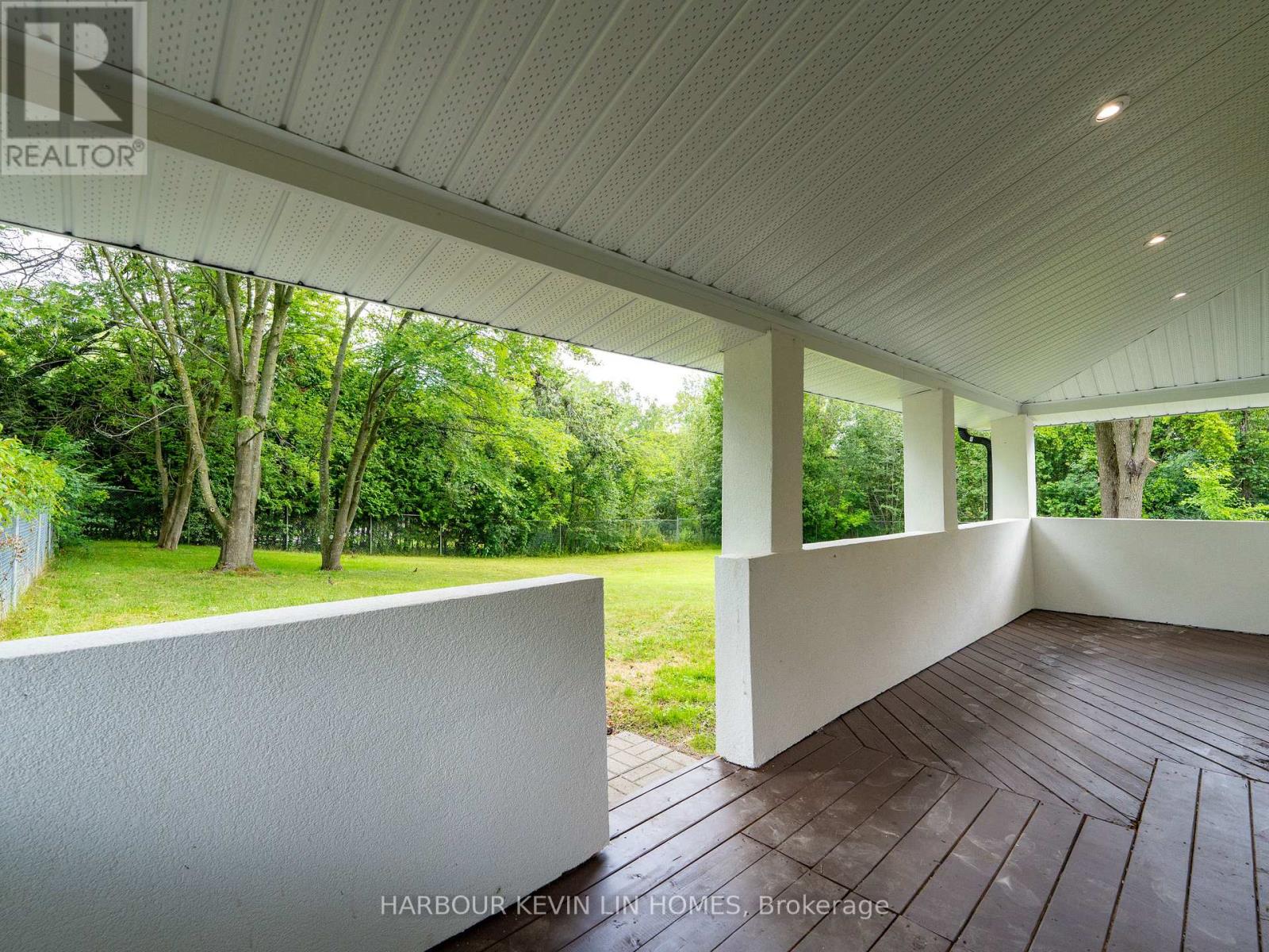 12056 Leslie Street, Richmond Hill, Ontario  L4E 3R5 - Photo 34 - N12452452