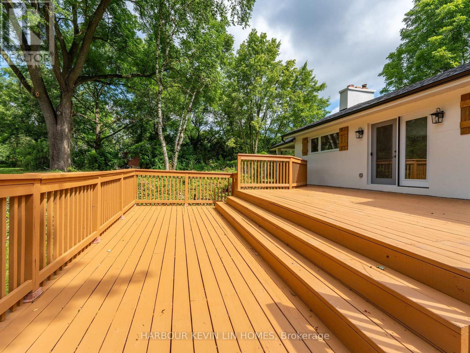 12056 Leslie Street, Richmond Hill, Ontario  L4E 3R5 - Photo 39 - N12452452