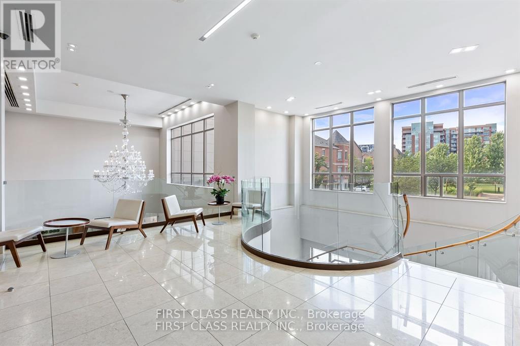805 - 37 Galleria Parkway, Markham, Ontario  L3T 0A6 - Photo 12 - N12452518