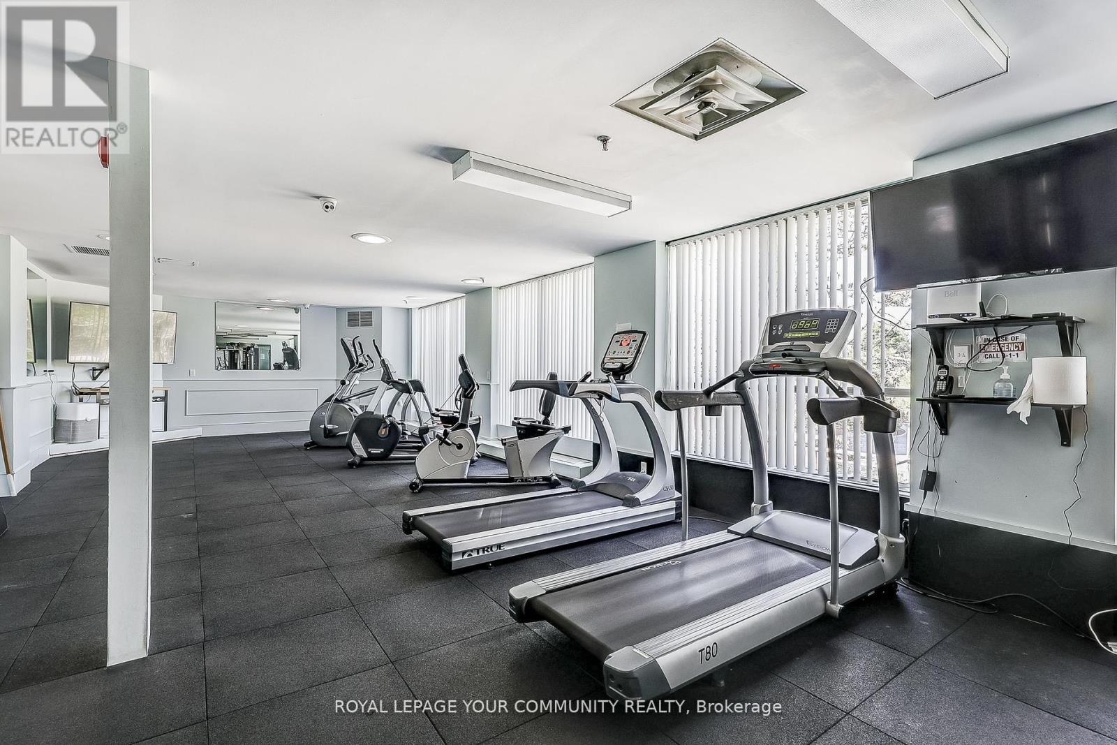 114 - 14924 Yonge Street, Aurora, Ontario  L4G 6H7 - Photo 15 - N12452563