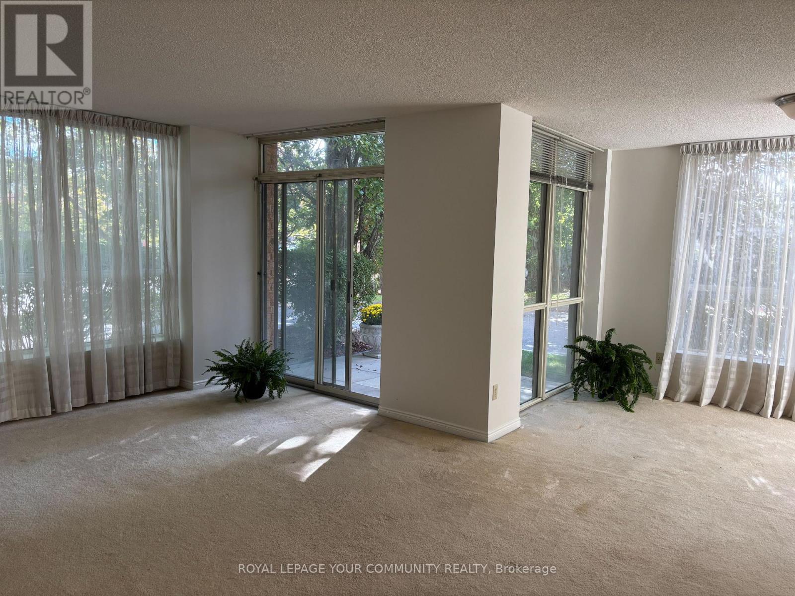 114 - 14924 Yonge Street, Aurora, Ontario  L4G 6H7 - Photo 6 - N12452563