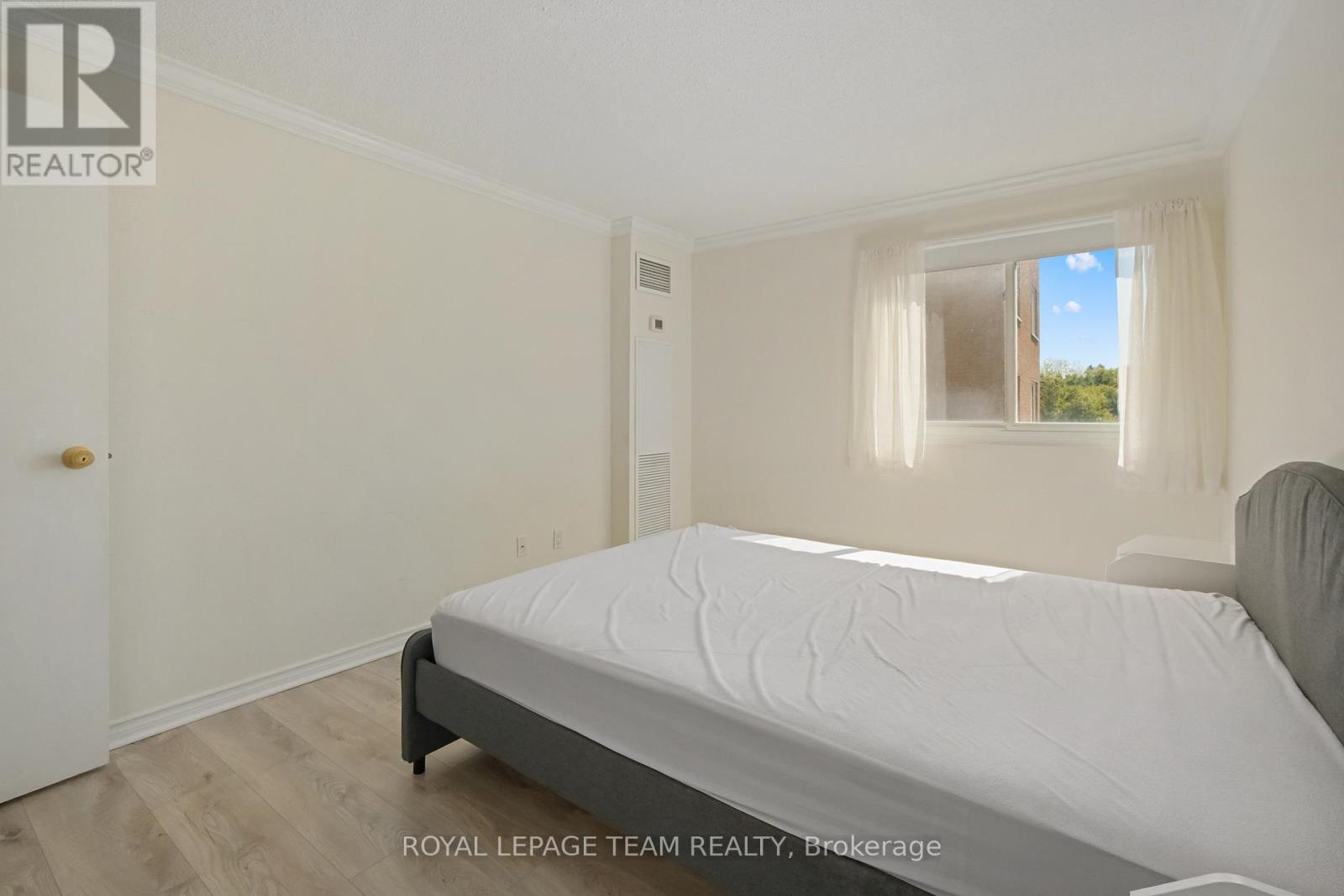 413 - 1599 Lassiter Terrace, Ottawa, Ontario  K1J 8R6 - Photo 27 - X12452628