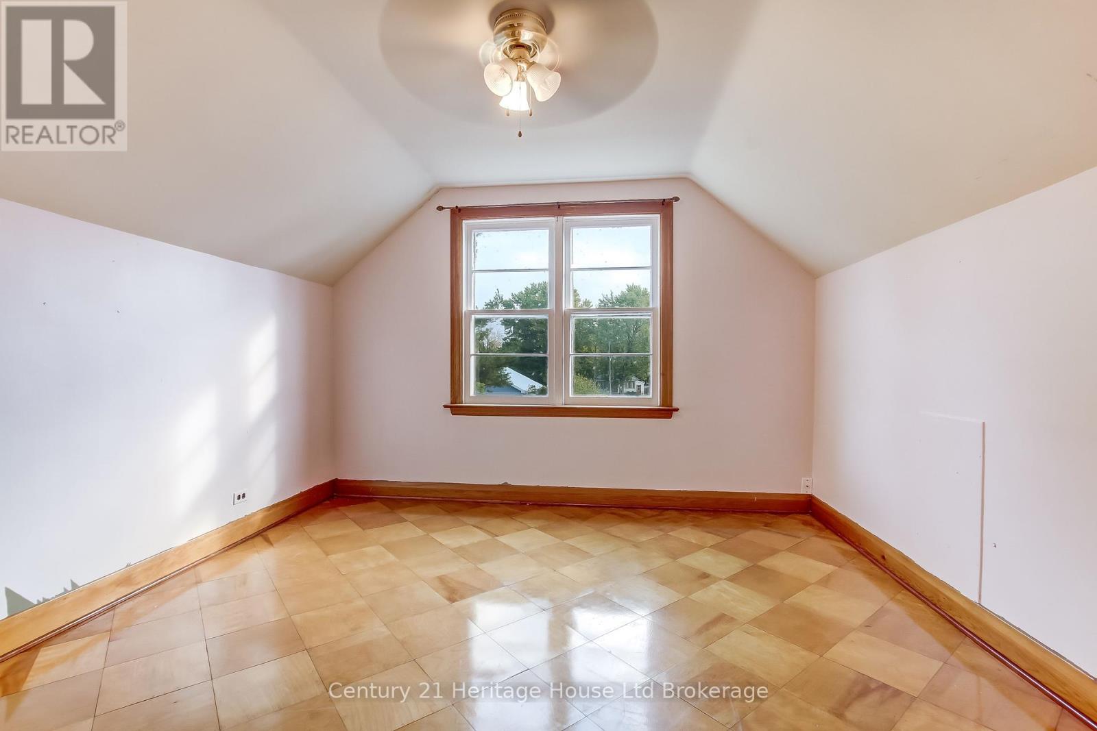 19 King Street, South-West Oxford, Ontario  N0J 1A0 - Photo 10 - X12452584