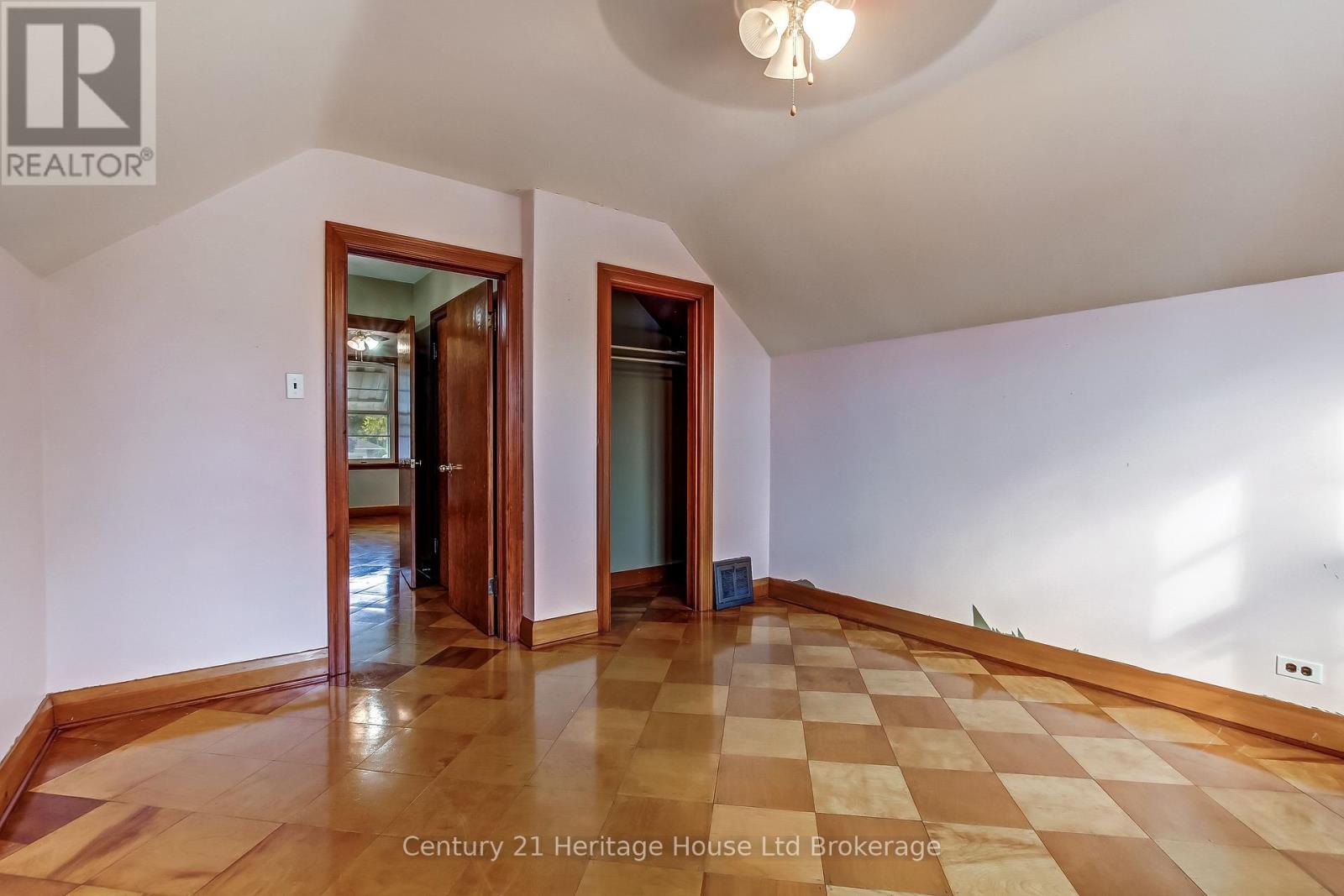 19 King Street, South-West Oxford, Ontario  N0J 1A0 - Photo 11 - X12452584