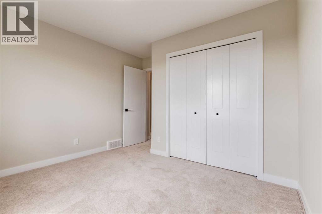35 Belgian Court, Cochrane, Alberta  T4C 3H5 - Photo 40 - A2240396