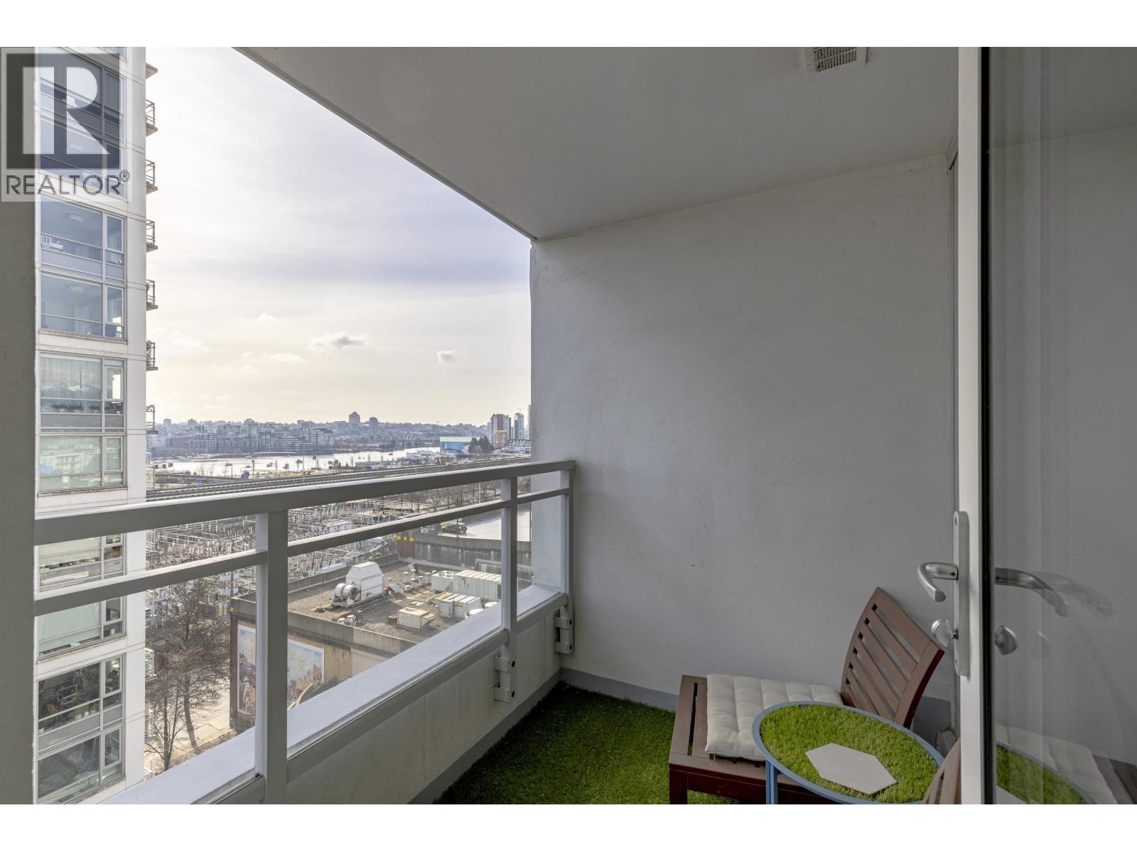 1201 188 Keefer Street, Vancouver, British Columbia  V6A 0E3 - Photo 12 - R3056759