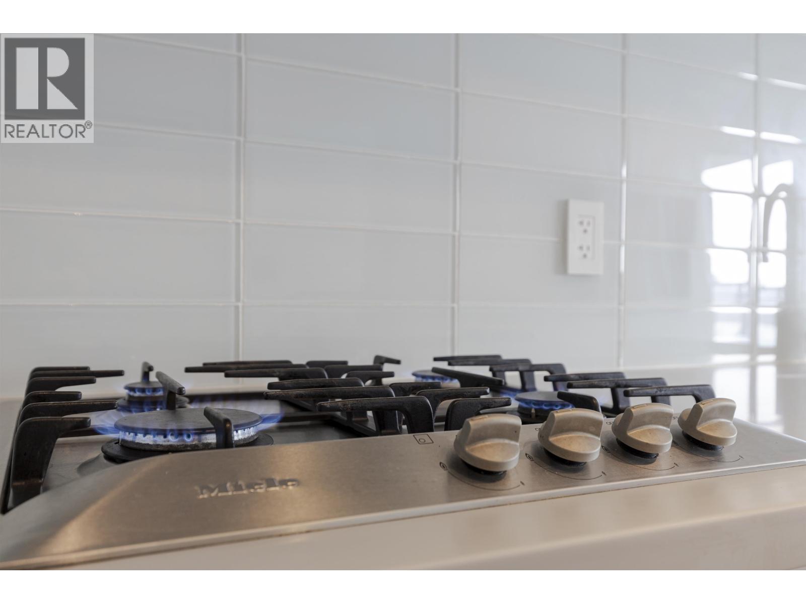 1201 188 Keefer Street, Vancouver, British Columbia  V6A 0E3 - Photo 4 - R3056759