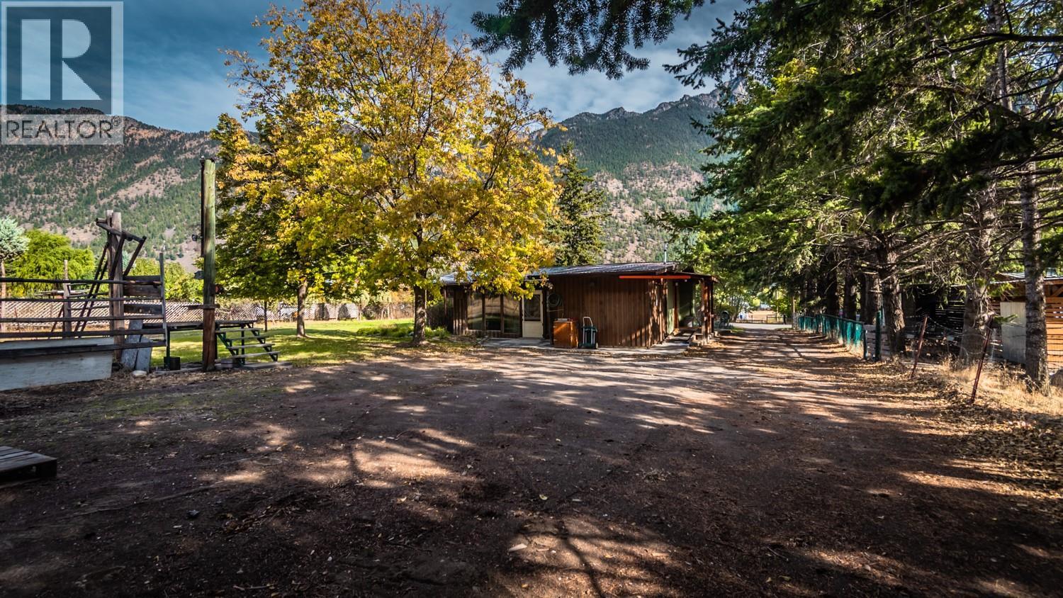 349 Reynolds Road, Lillooet, British Columbia  V0K 1V0 - Photo 53 - 10365097