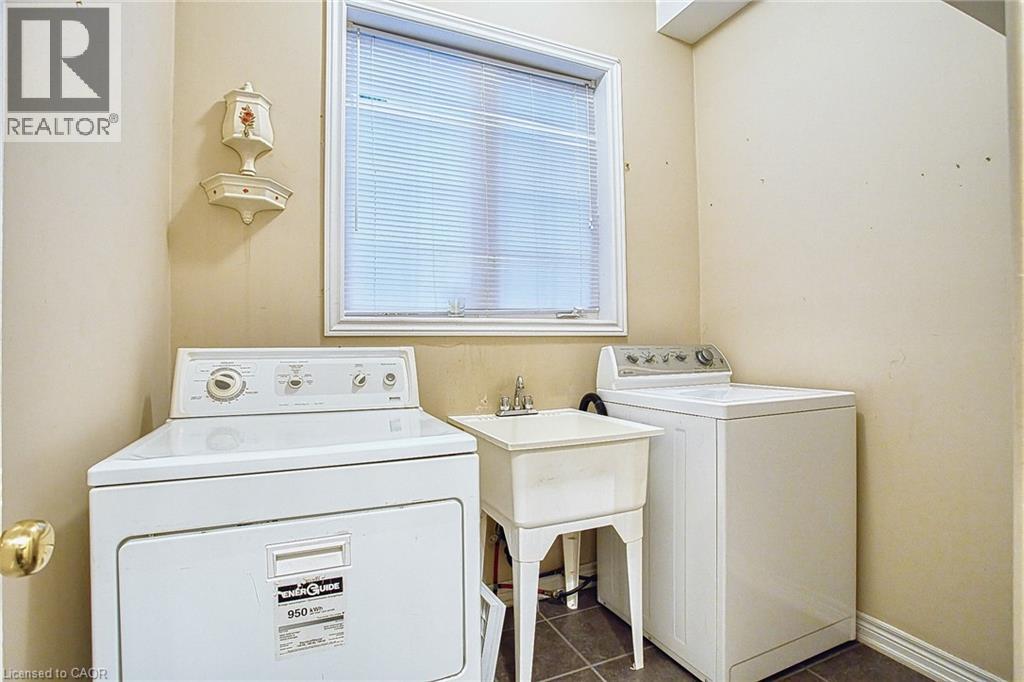 15 Chloe Street, St. Catharines, Ontario  L2P 2Y2 - Photo 21 - 40777352
