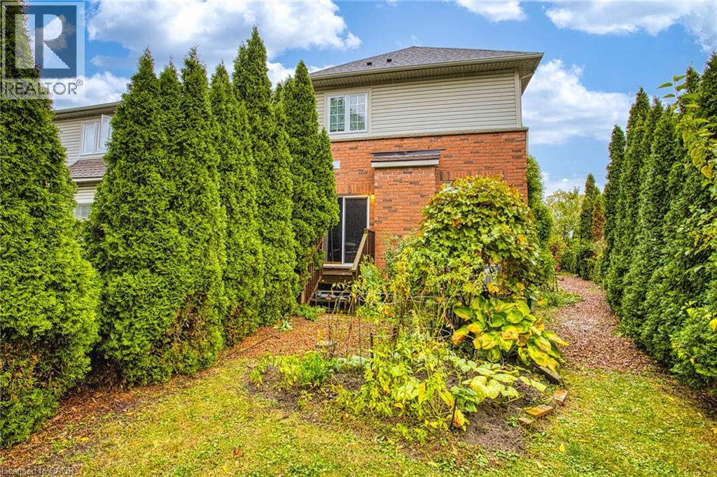 15 Chloe Street, St. Catharines, Ontario  L2P 2Y2 - Photo 34 - 40777352