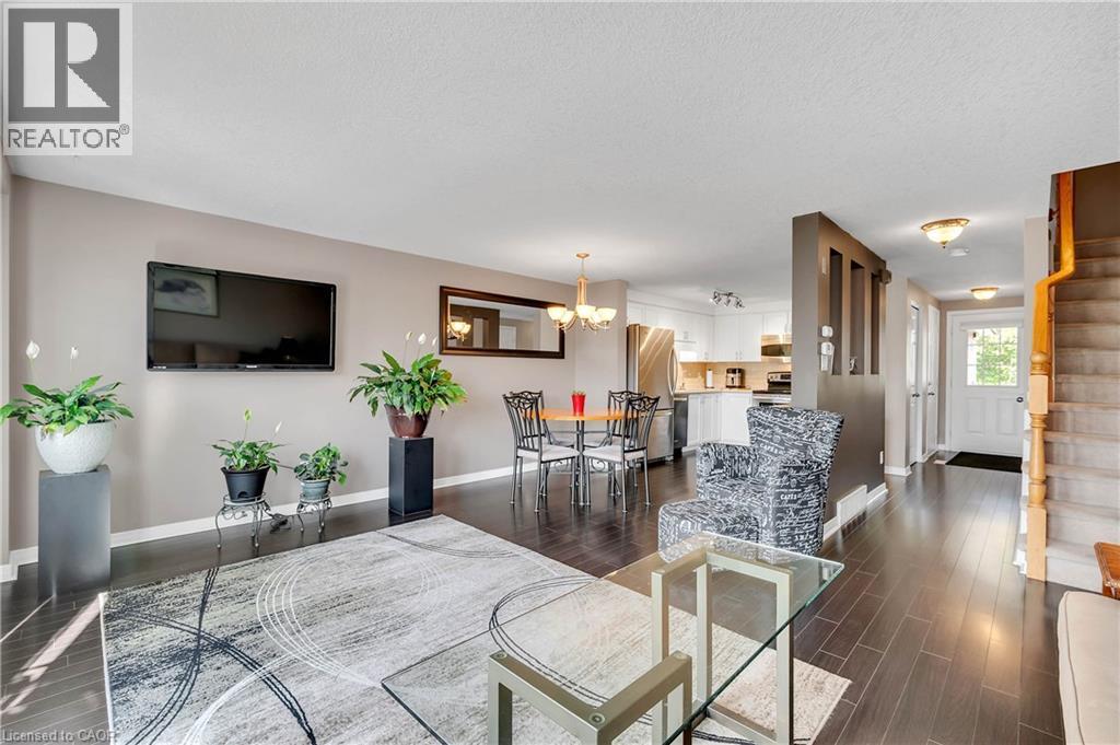 205 Snowdrop Crescent, Kitchener, Ontario  N2E 4G9 - Photo 13 - 40769222