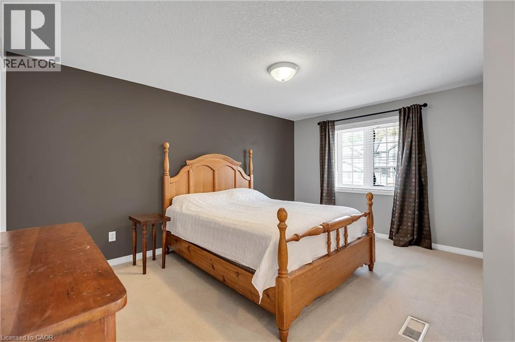 205 Snowdrop Crescent, Kitchener, Ontario  N2E 4G9 - Photo 16 - 40769222