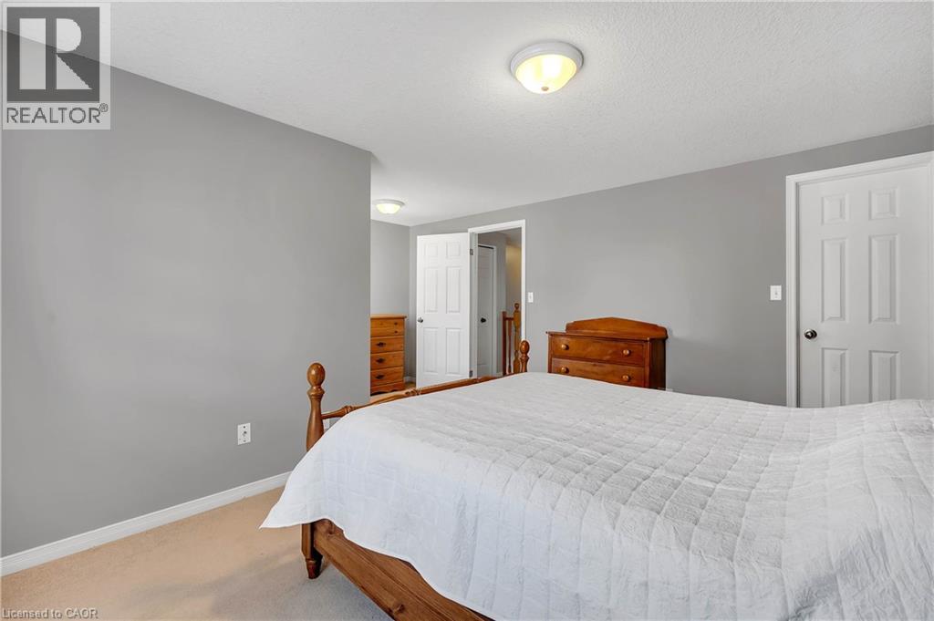 205 Snowdrop Crescent, Kitchener, Ontario  N2E 4G9 - Photo 18 - 40769222