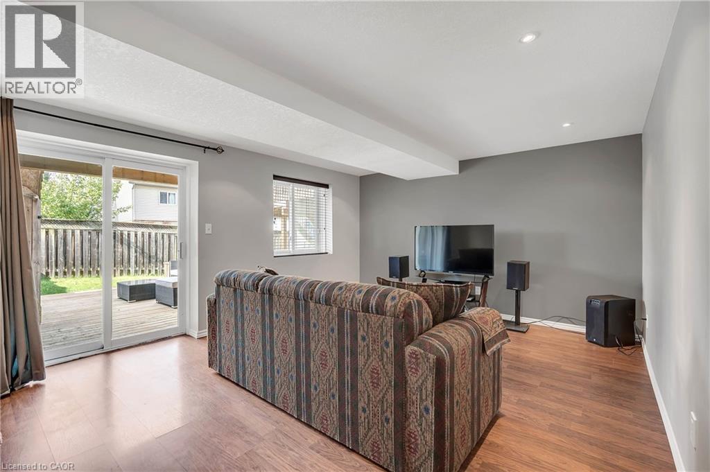 205 Snowdrop Crescent, Kitchener, Ontario  N2E 4G9 - Photo 25 - 40769222