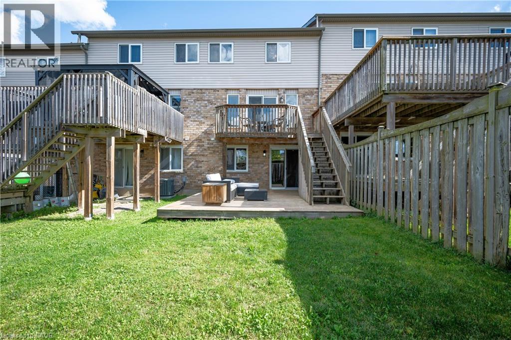 205 Snowdrop Crescent, Kitchener, Ontario  N2E 4G9 - Photo 34 - 40769222