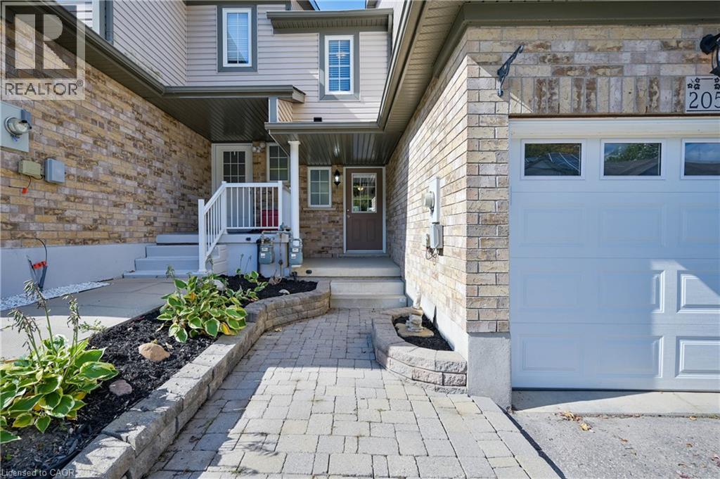 205 Snowdrop Crescent, Kitchener, Ontario  N2E 4G9 - Photo 4 - 40769222