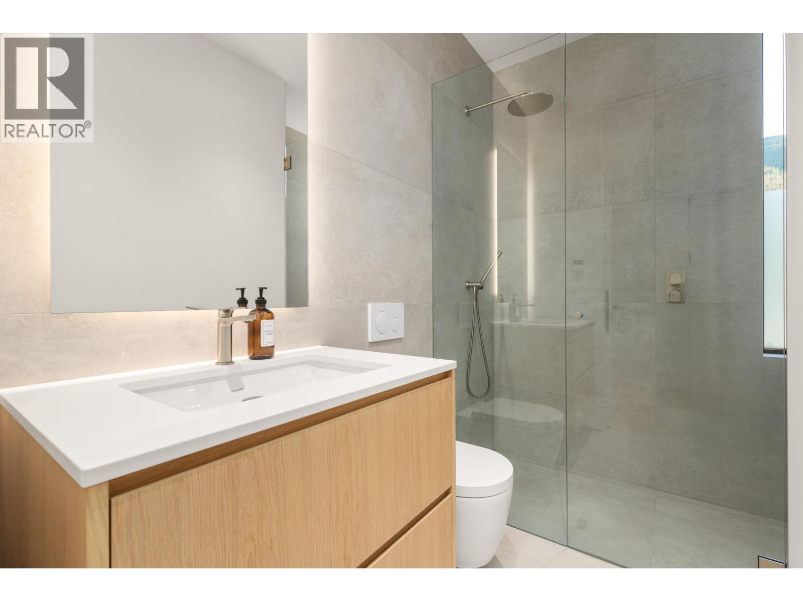9257 Wedgemount Plateau Drive, Whistler, British Columbia  V8E 1M1 - Photo 23 - R3056791